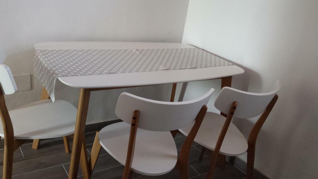Apartment Dinko Cres Bagian luar foto